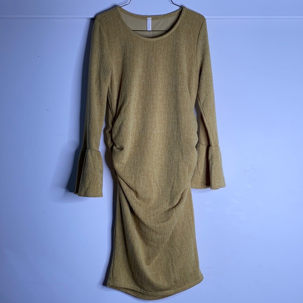 Maternity dress (One small available & One medium available)